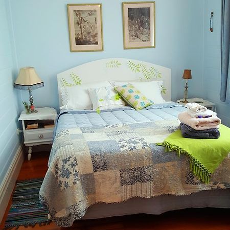 The Old Post Office Guesthouse B&BPaparoa エクステリア 写真