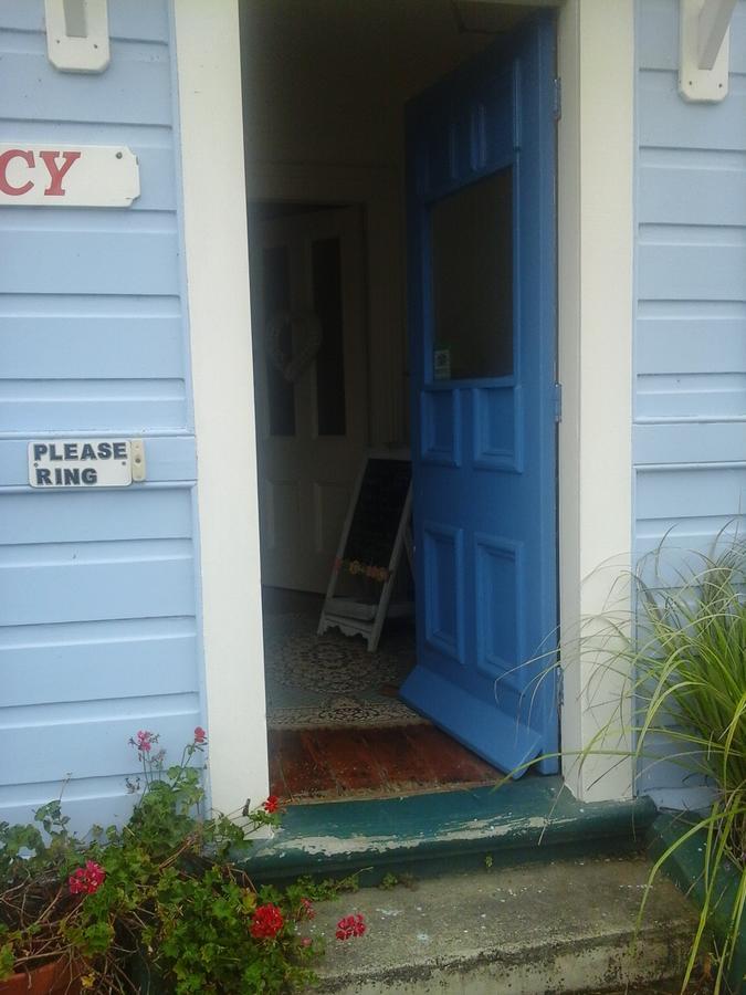 The Old Post Office Guesthouse B&BPaparoa エクステリア 写真