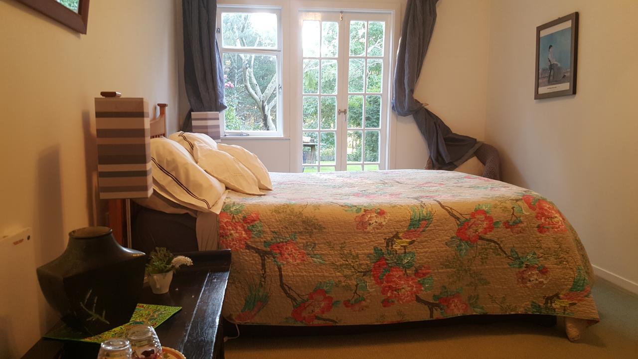 The Old Post Office Guesthouse B&BPaparoa エクステリア 写真
